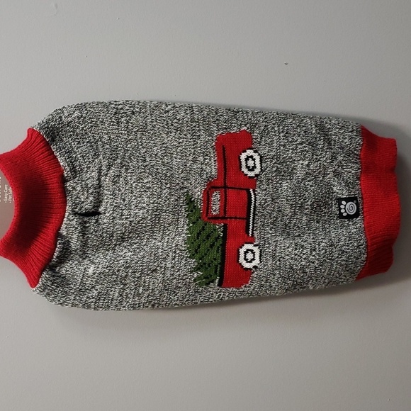Petrageous Designs NWT Dog Apparel Gray Sweater with Red Truck and Tree Design - Picture 1 of 6